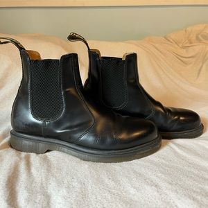 Chelsea doc martens